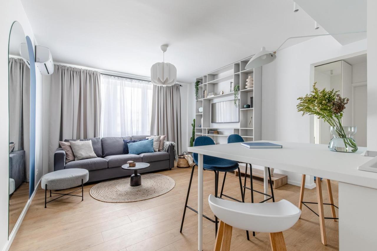 Royal Atheneum 2 By Citylife Suites Букурещ Екстериор снимка