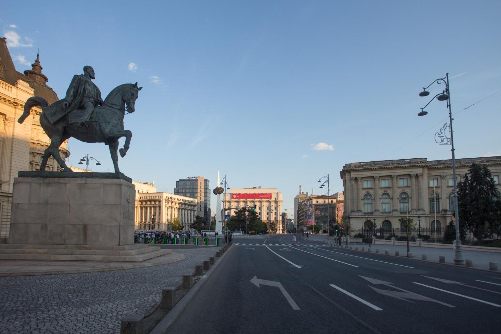 Royal Atheneum 2 By Citylife Suites Букурещ Екстериор снимка